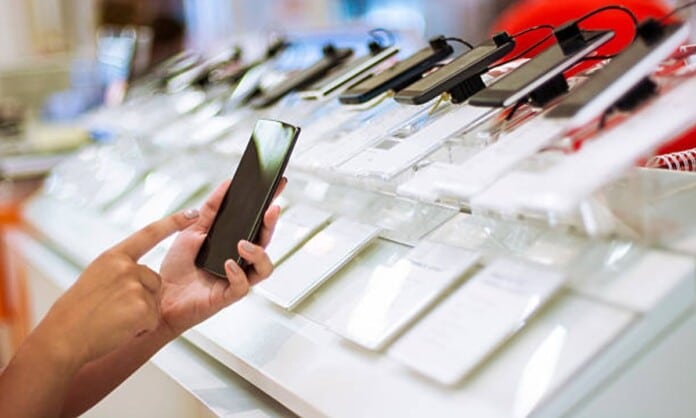 Baisse significative des ventes de téléphones portables, le niveau le plus bas depuis dix ans est atteint