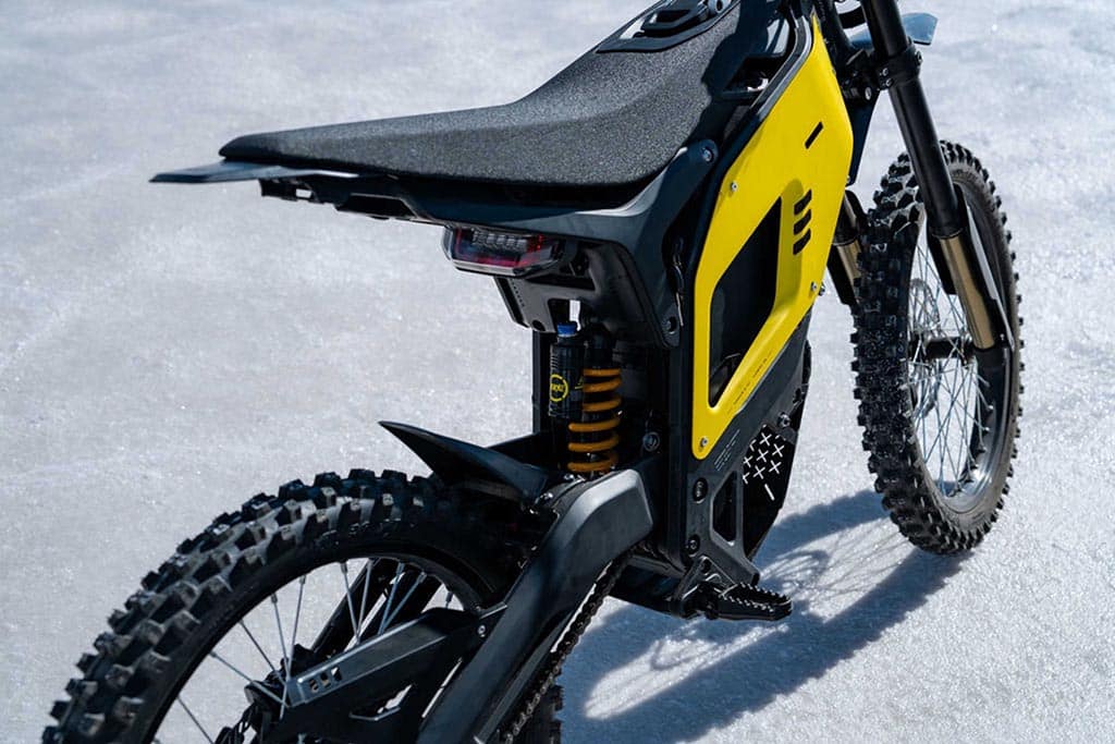 Le XQi3